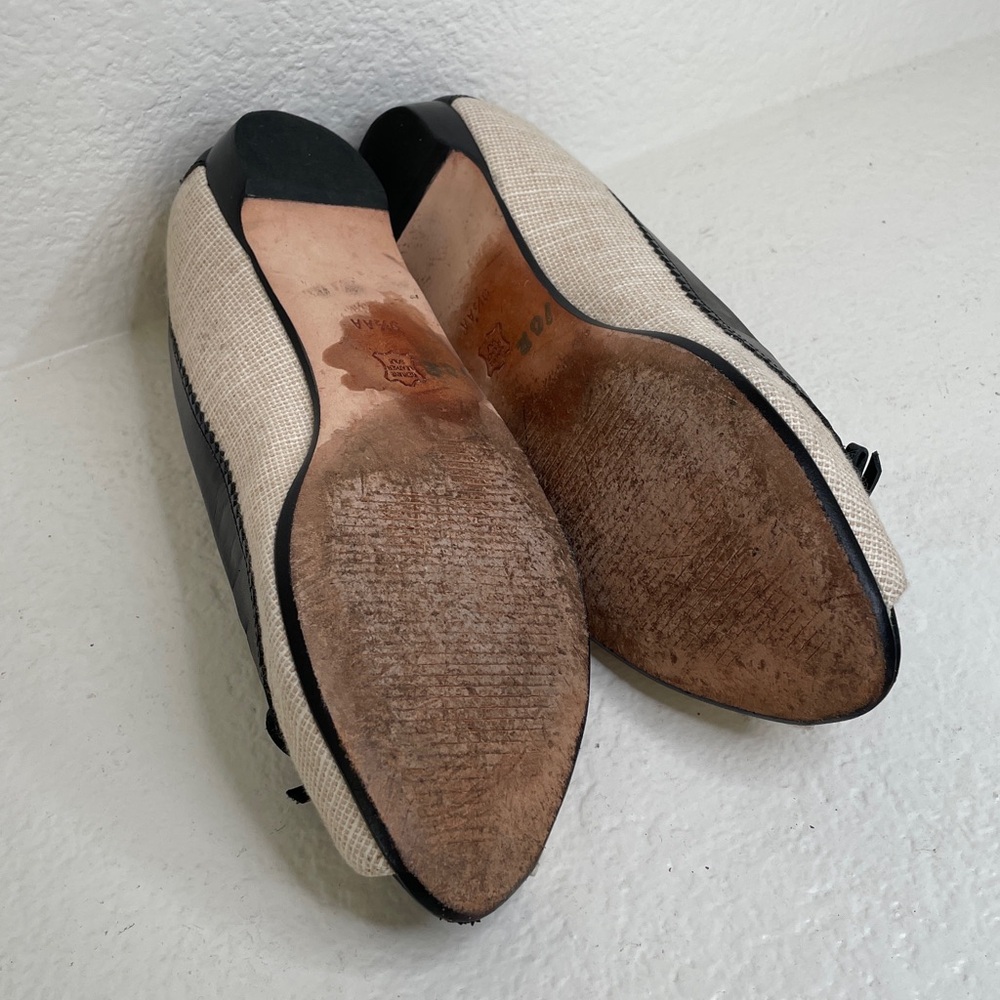 Talbots two-tone, peep-toe flats beige woven-texture body black leather size 9.5 - Picture 8 of 9